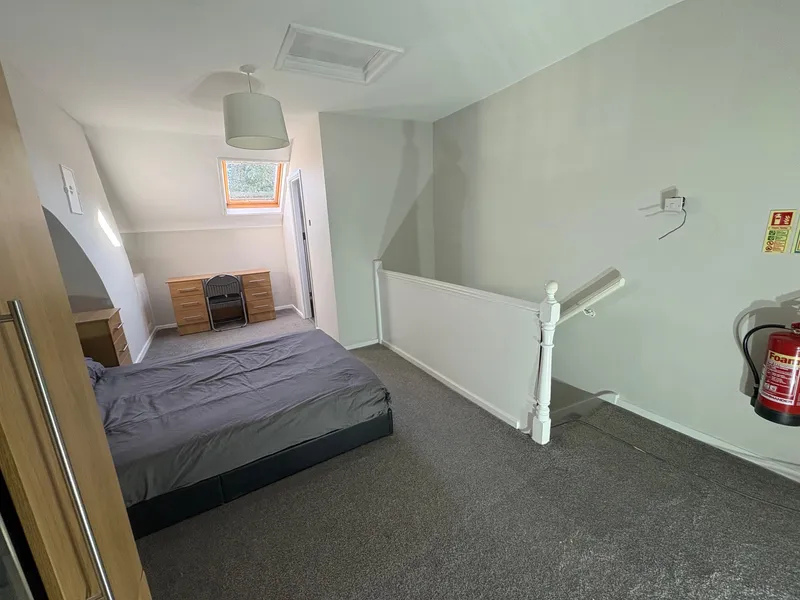 Windsor Street NG9 2BW - 4 Bedroom House share (Beeston) - Image 10